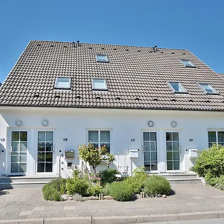 Maisonnette Mit Charme Maisonette Mit Charme Apartment Scharbeutz